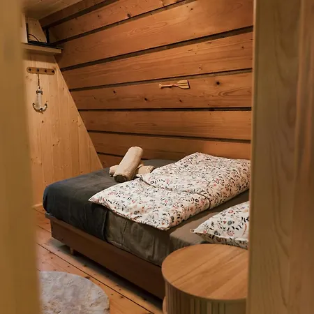 Chalet Zatoka Modrzewiowa Znamirowice